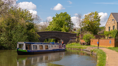 EXPLORE the canal at Great Linford
